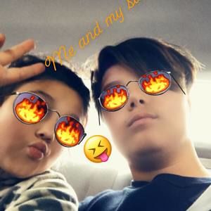 Meet your Posher, Zachry